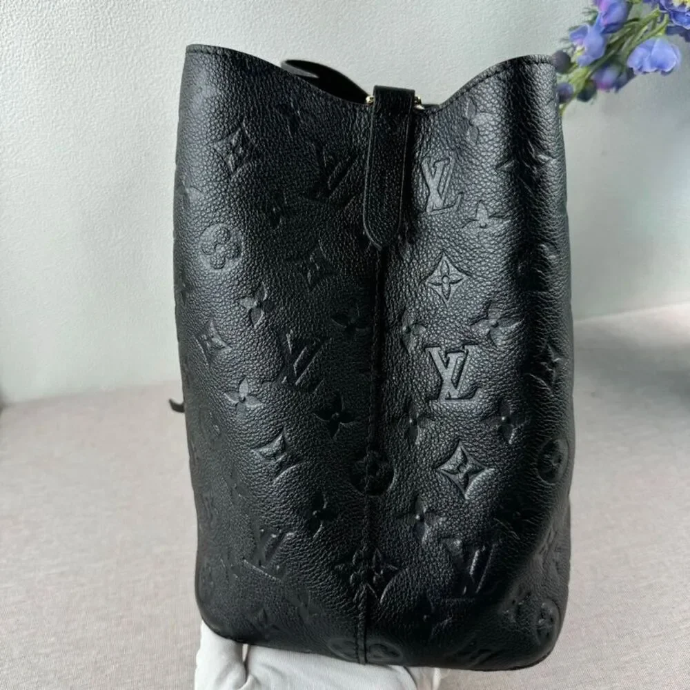 Louis Vuitton Women Pre-Loved Bag Very Good Condition